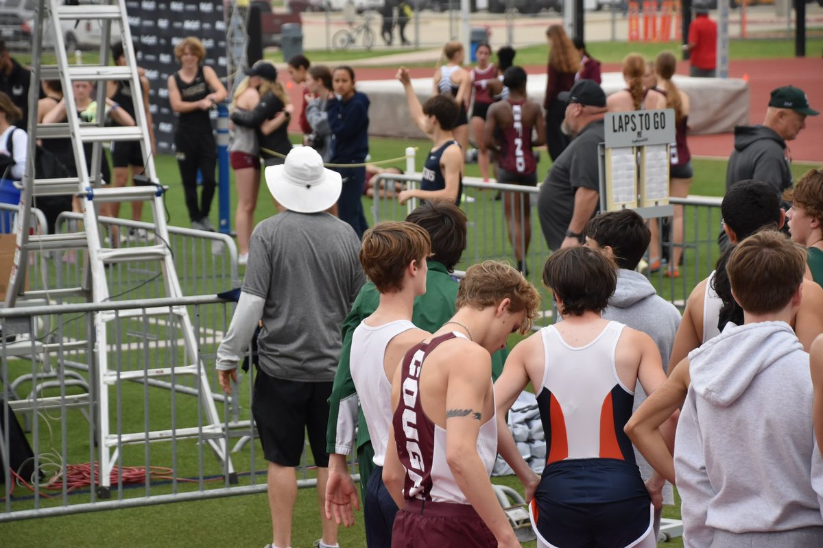KeeganPollard06's tweet photo. Bubba fife relays 2023 https://t.co/6CladfCj7J