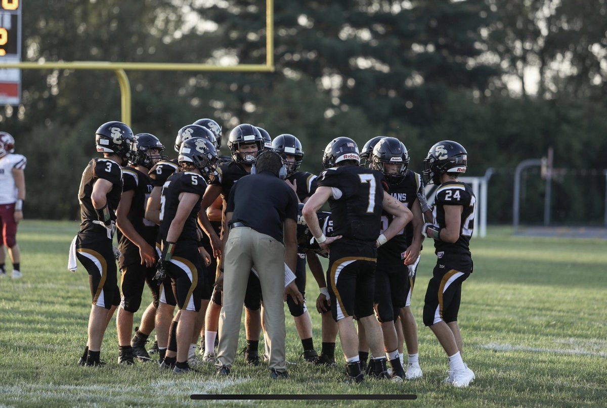 CoachFick9's tweet photo. Love all my guys! Can’t thank them enough for the last 9 years. Go Trojans! https://t.co/dGdpNG2O5r
