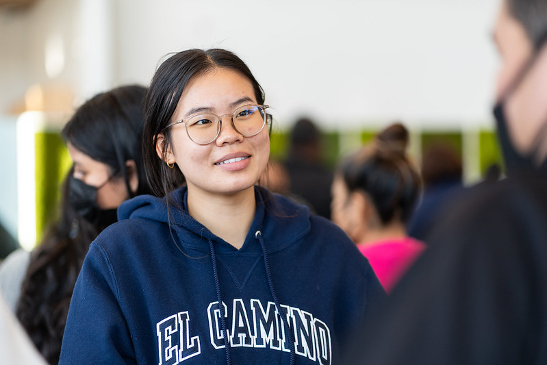 lacash4college's tweet photo. College is within reach! Tell a high school student to keep their eye on the prize &amp; complete their financial aid application before the March 2 deadline! Check out our free online resources needed to complete your application on time 👉https://t.co/ZjbiwcXGE3 https://t.co/FBkRJ8CZGo
