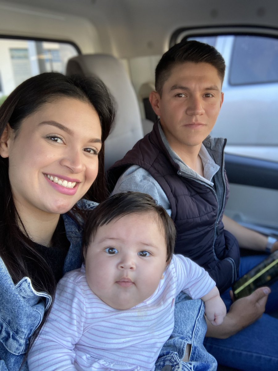 silviaalvarez97's tweet photo. Los amo 😍 familia Cuevas Morales 💗 https://t.co/l4xyPkgSud
