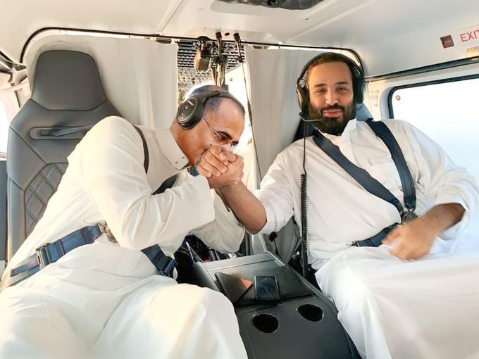 مساحة نت | بدأ الضرب تحت الحزام.. السعودية تسرب صورة خطيرة لرئيس المجلس الانتقالي عيدروس الزبيدي (صورة)