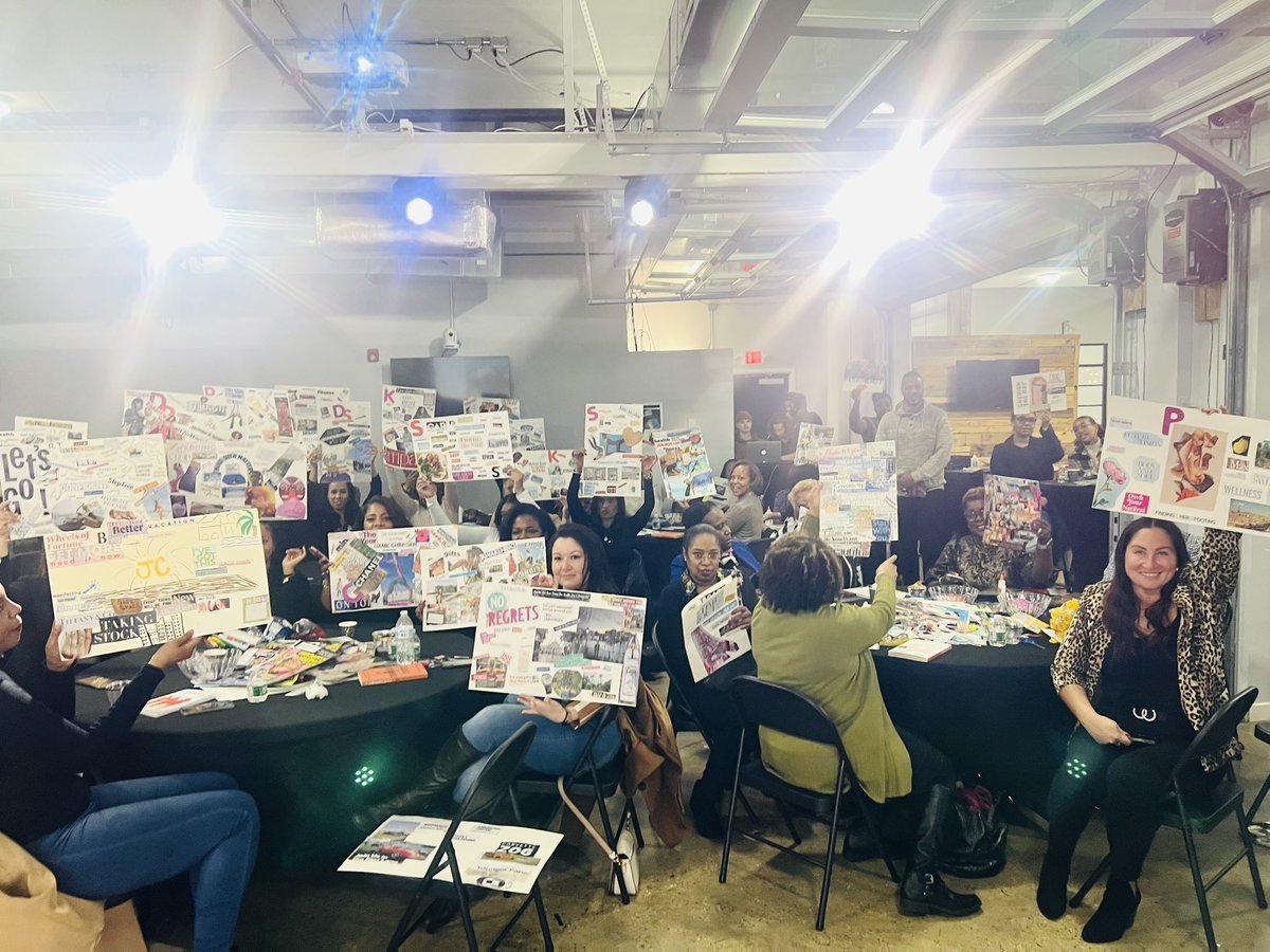 KimberlySReed's tweet photo. The 2023 Optimists Always Win! Visioning Day Party VISIONARIES! — Online and In-person.
Me: A Sunday afternoon of incommunicable gratitude.
More moments to come…..#OptimistsAlwaysWin #Visioning2023 #MondayMotivation #GoalSetting #NewYear #Success https://t.co/IoNw2EWca8