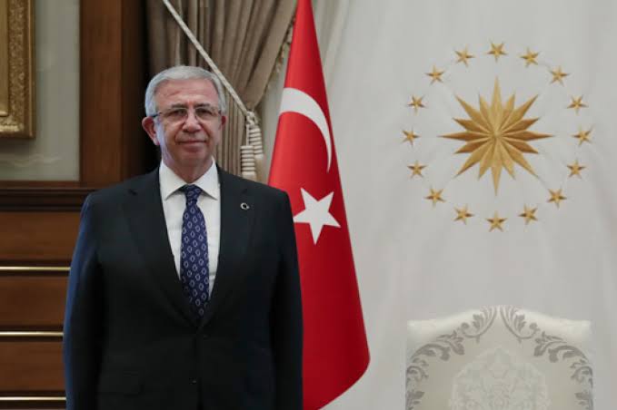 Mansur Yavaş'ın Cumhurbaşkanı adayı gösterileceği konuşuluyor.