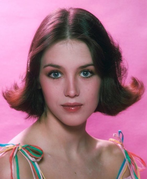 xiu_shoegaze on Twitter "KKB gf Death Grips gf"