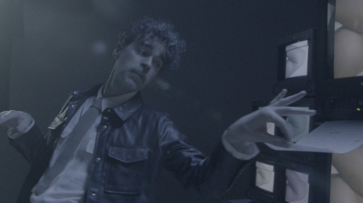 geographermusic's tweet image. who is this guy and who is he sending this letter to? the answer is YOU! pre-save I DON’T REMEMBER IT STARTING now to enter to win this prop from the music video! this letter is a central metaphor to the album that will all become clear after 200 listens
geographer.ffm.to/idontrememberi…