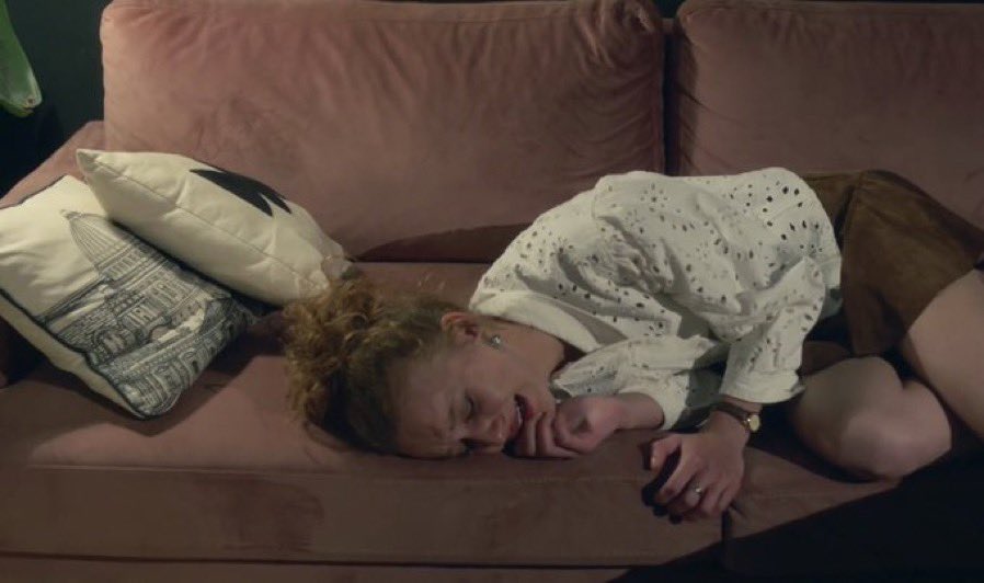 maria || 👽 tweet media