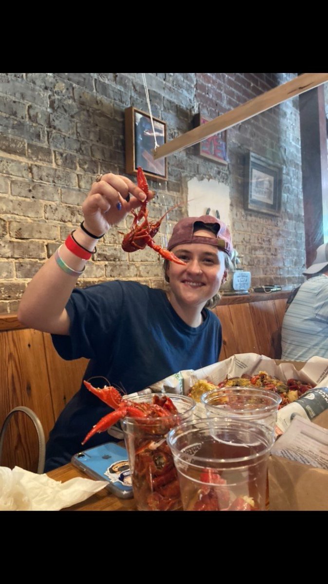 It's almost time for a crawfish boil at BWBC 🦞🍻 BUT WE NEED HELP!
We need to know what y'all want in your crawfish this year, so help us out and comment!
We've done pineapple, mushroom, brussels sprouts, ravioli, corn, potatoes, sausage, green beans..... what do you want?!