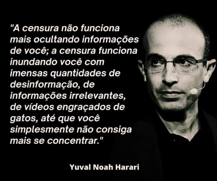 LUCIAGRIBEIRO's tweet photo. Assim funciona qdo a direita perde tempo com aparências de artistas comparando os etc... https://t.co/PAy1TscC9l