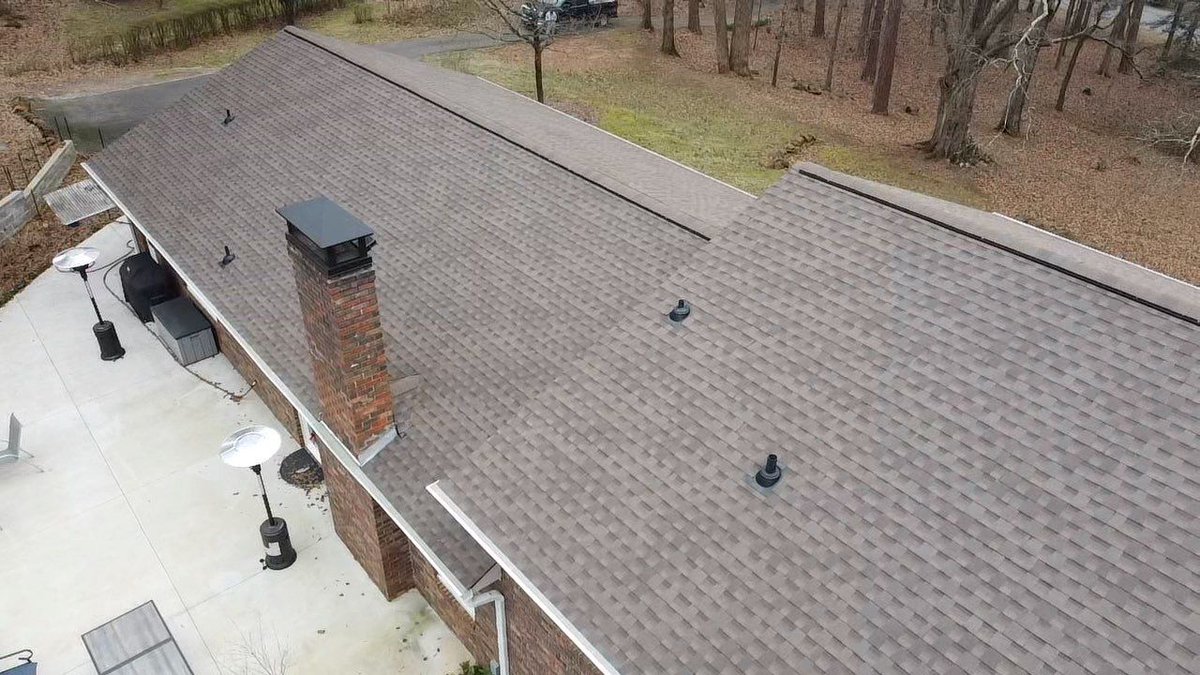 ProShieldGA's tweet image. 🌧Rainy days don&apos;t stop the Pros🌧

A big thanks to Mrs Todd out in Watksinville for closing us on her Roof and Gutters.  It took about 2 months to work through the process but here we are!

ProShield Roofing
info@proshieldroofing.net
678-722-8904