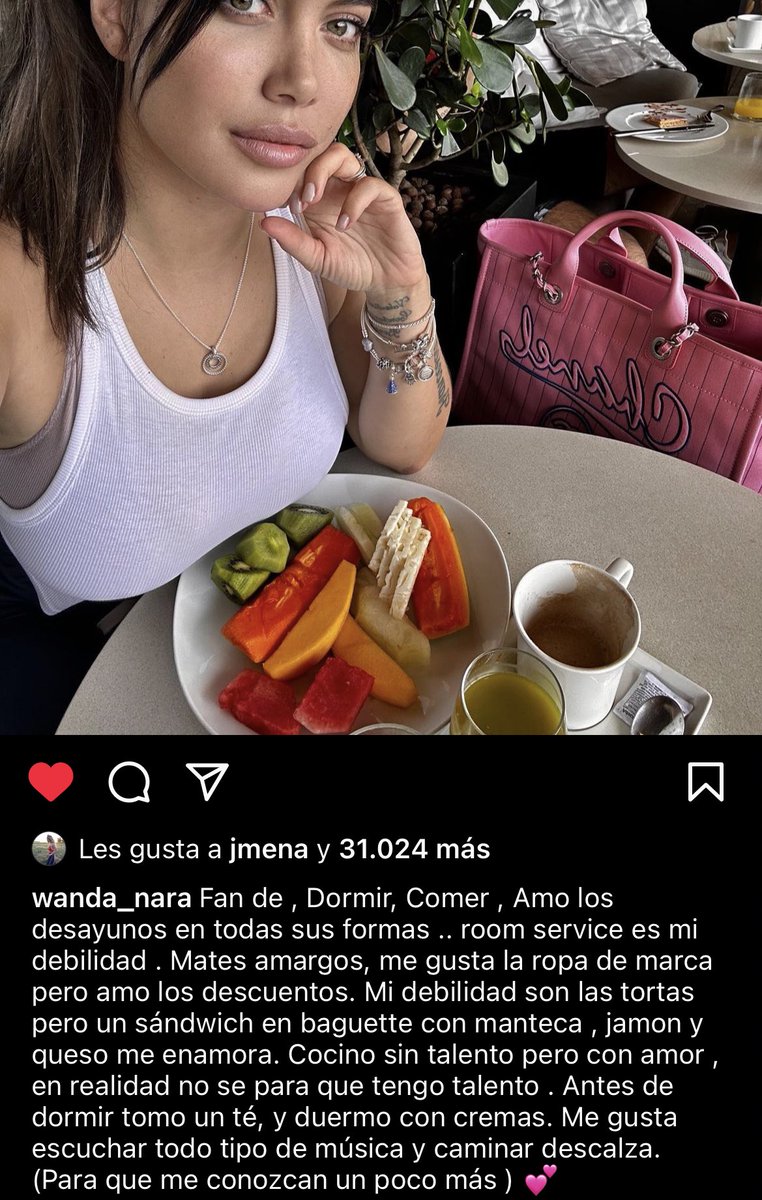 juanitagroisman's tweet photo. "En realidad no se para qué tengo talento" same https://t.co/wFjEYHz1KM