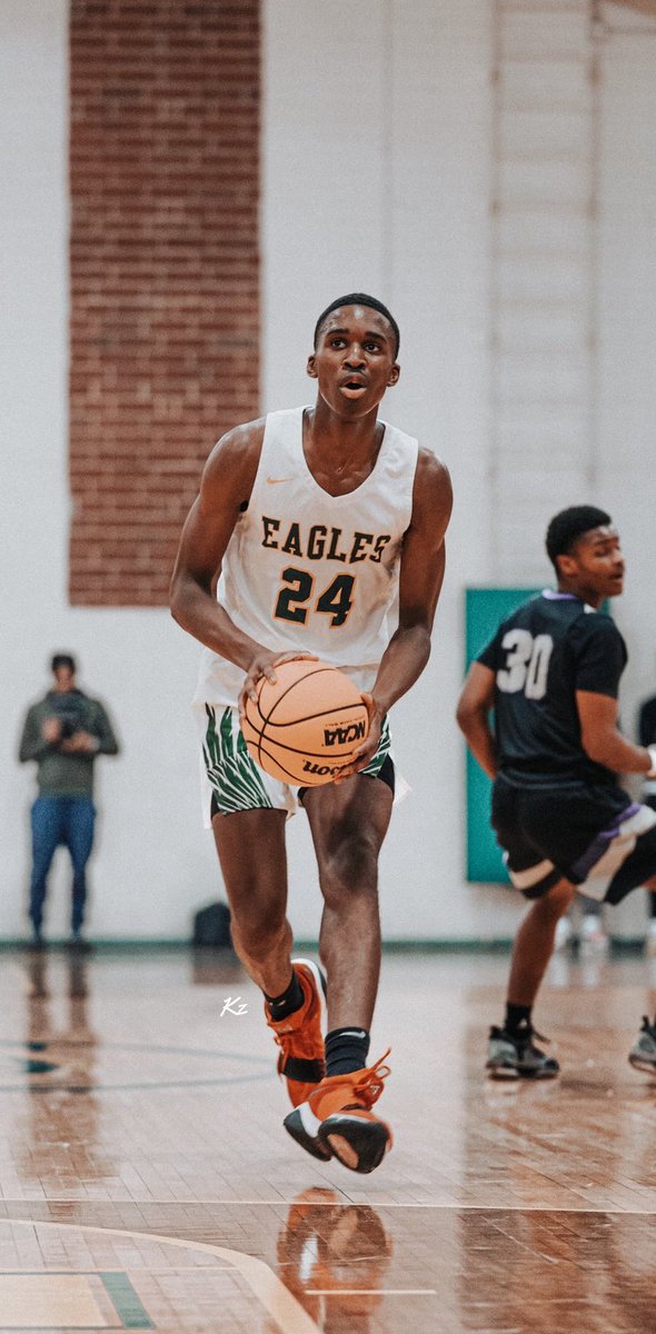 Wake Hoops CAP-6 Defensive Player of the Year

Gift Moses of Enloe

"Rim protection is one of the most unsung qualities of a good defense and Moses was the best at it in the CAP-6 this season."

Read ||: wakehoops.substack.com/p/cap-6-postse…