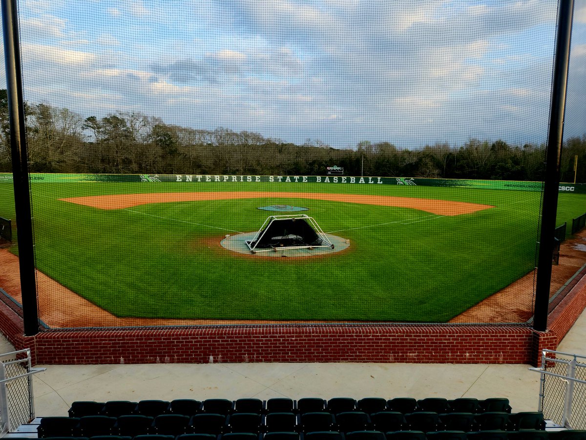 coachbfric's tweet photo. All dressed up and ready for tomorrow's home opener. 12pm DH vs Marion
@EnterpriseState @weevilathletics https://t.co/HzCSGFdqPX
