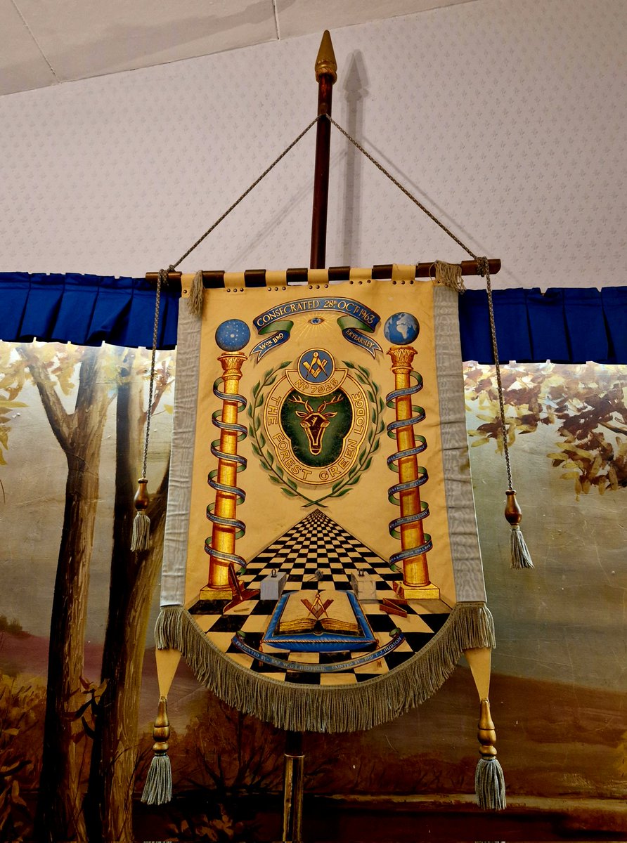 SFD7668's tweet photo. A thoroughly enjoyable evening on our annual visit to Forest Green Lodge 7925,who meet in Totton within the @HantsMasonSC South Central Area. 
We were able to witness a fantastic ceremony of initiation for Bro Andy. 

We look forward to hosting you all in March. @UGLE_GrandLodge https://t.co/Rw89MLBke2