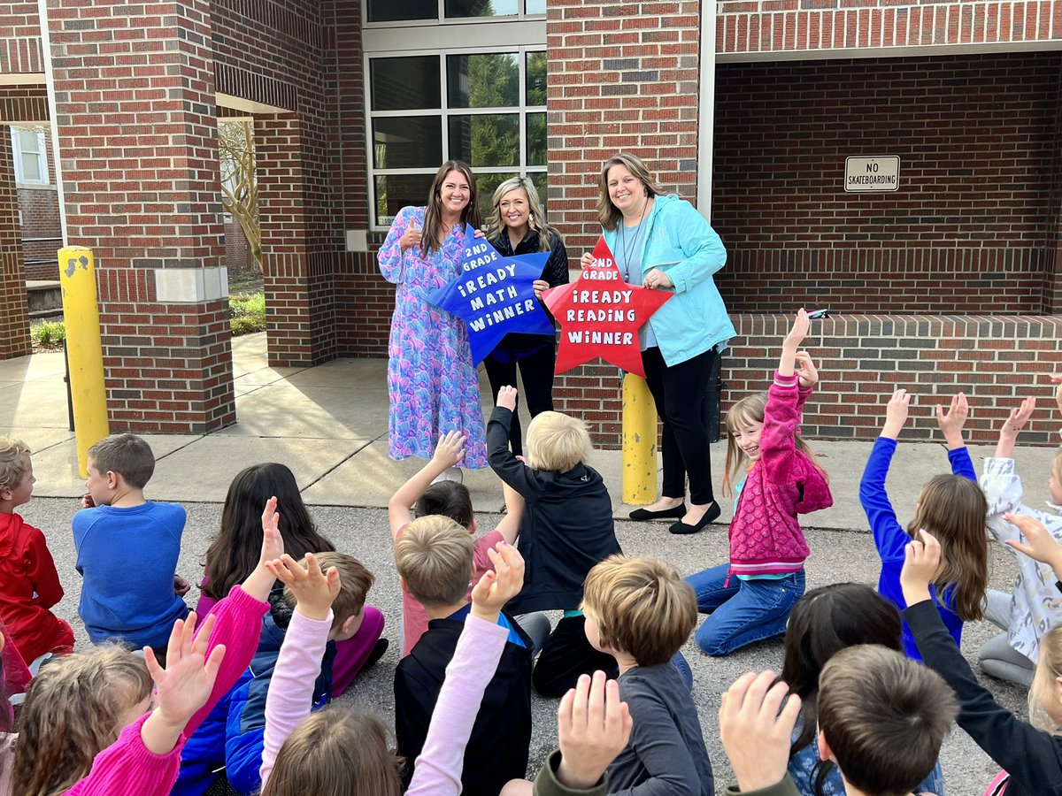 Our 2nd grade teachers had an assembly this morning to announce who won the iReady stars for the week. Mrs. Kepley’s and Mrs. Trexler’s classes tied as the math winners and Mrs. Jordan’s class had the highest reading score.

Great work, 2nd graders!