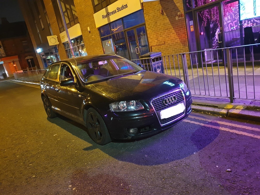 Hub 4 Officers from Admiral Street - Following Community Complaints & Reports of Unnecessary Obstruction of the Highway. Have attended Smithdown Road outside MAGGIE FU's & advised drivers, Tickets issued & 1 vehicle Seized No Licence or Insurance. #NoInsurance #NoLicence #Merpol