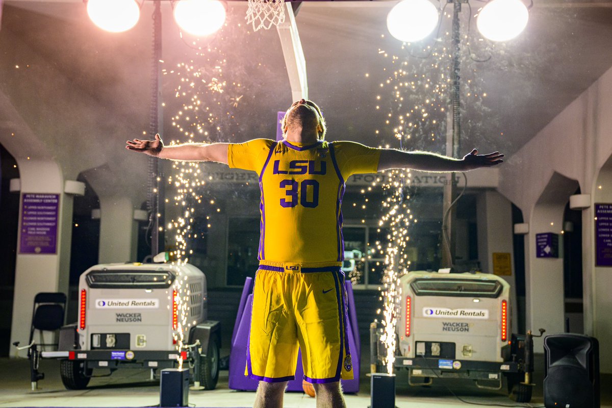 LSU Basketball tweet media