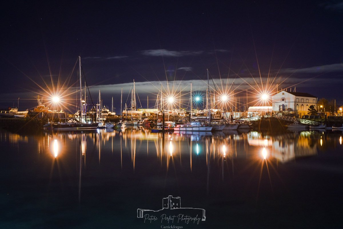 #carrickferguscastle #carrickfergus #carrickfergusharbour #harbour #sealife #boats #sealife #tweetnorthernireland #loveni #tweet_ni #pictureperfect #photographer #photography #landscapephotography📷 #landscape #landscapephotography #doubletap #lifethroughalens #pictureperfect