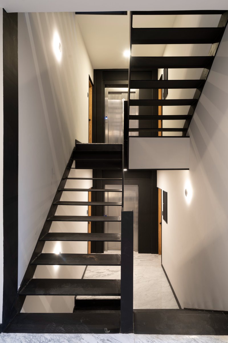 ARQMOV's tweet photo. Newton.
Polanco, CDMX.
2023.

#Rehabilitaciónarquitectónica  #oldandnew #housing #apartments #architecture #construction #arquitectura #arquitecturaydiseño #arquitecturamexicana #architecturedesign  #renovation #Reuse #render #rendering
Fotografías Jaime Navarro https://t.co/Ld6iJadKnk