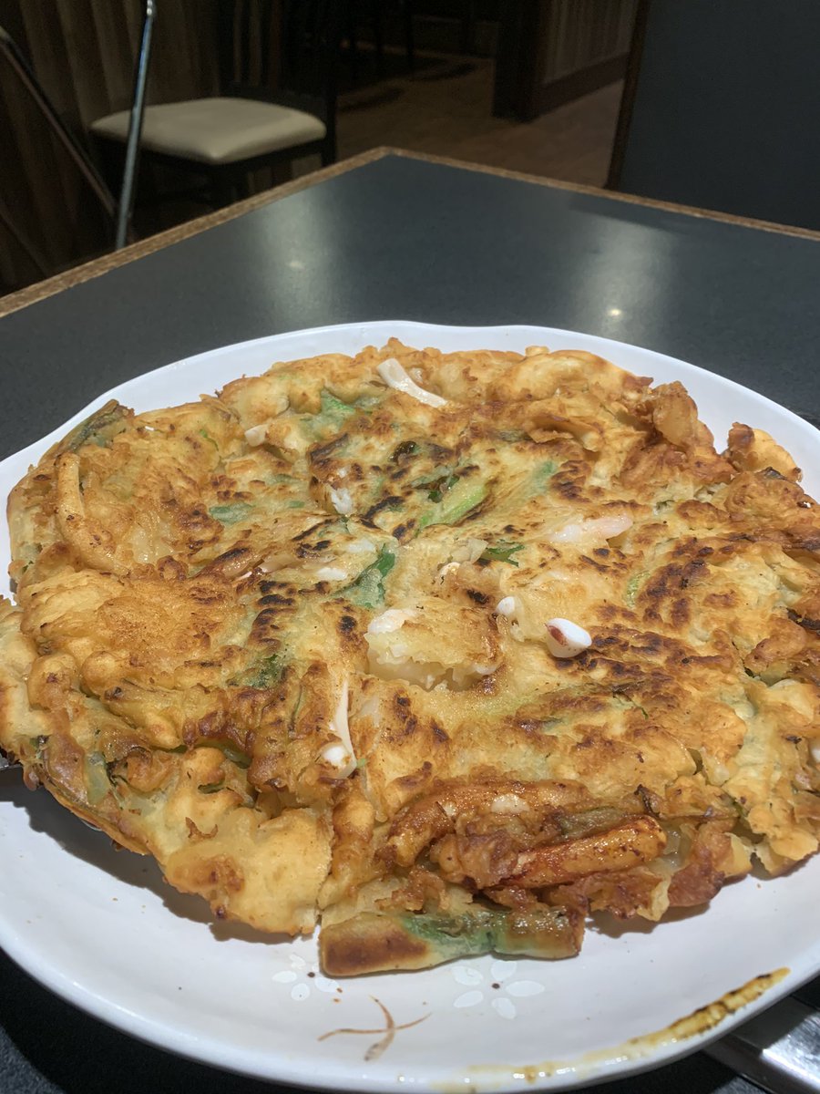 beingdrmallare's tweet photo. And as a treat she gave me a seafood pancake 😍 https://t.co/5zXpSQtsRw