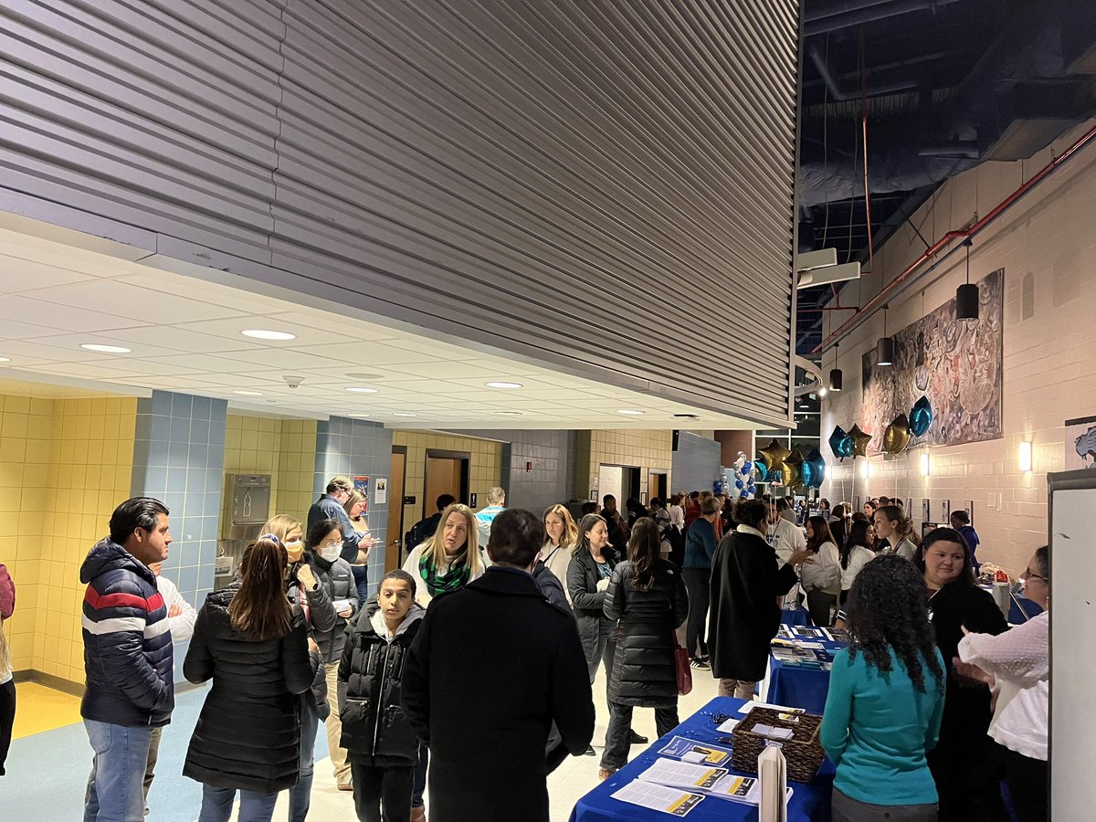 KimberlyRTew's tweet photo. Fantastic turnout for our @princetonK12 State of the District! Our schools are doing wonderful things as we implement our new strategic plan. Thanks to all our staff, students, and parents who participated! https://t.co/06IMagQaLp