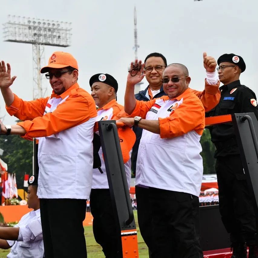 PKSejahtera's tweet photo. Kuatkan tekad, sempurnakan ikhtiar, songsong kemenangan penuh berkah !

PKS bersama Bakal Calon Presiden RI @aniesbaswedan kembali bergerak maju, mengawal perubahan bangsa ke arah yang lebih baik.

#PKSmenangAniesPresiden https://t.co/O8AdaAHxly