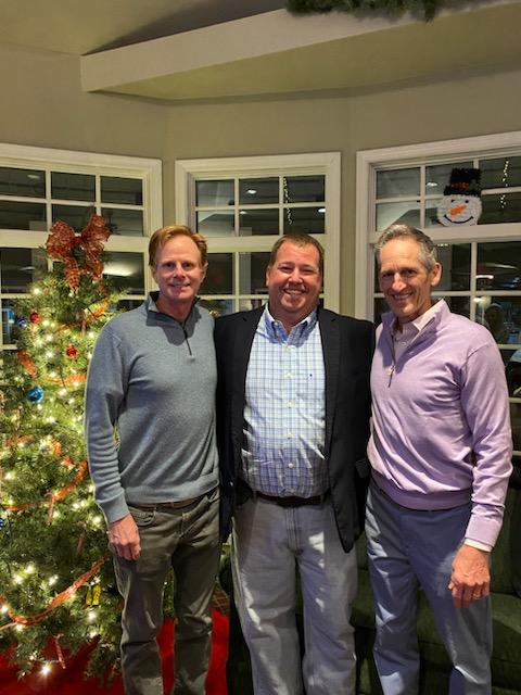 HeftyLeftyQue's tweet image. Congratulations are in order for these 2 gentlemen. Tom Healy and Joe Hills owned and operated @WaverlyWoodsGC and @BlueMashGC since day one. I am honored and grateful to have been led by them since 2003. Best of luck with any future endeavors!