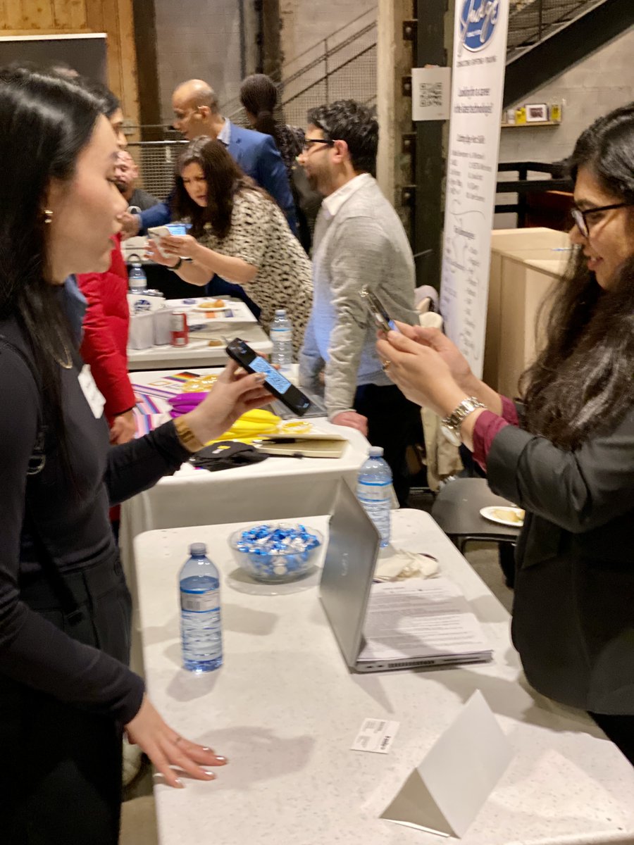 outgeekwomen's tweet photo. ⚡️We're still buzzing from the fantastic #DNIToronto event @deciem HQ and couldn't be more thrilled with how it went!

A huge thank you to everyone who attended and helped make it a success. Can't wait for the next one!

#dnievents #deciem #ordinary #cybersecurity https://t.co/L9qALXaAmr