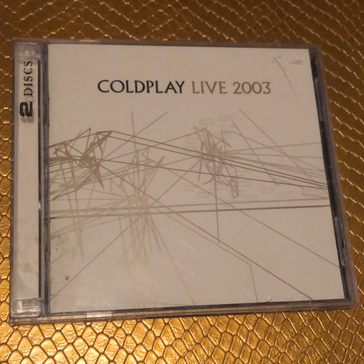 a_separate_jeff's tweet photo. 🚨 COLDPLAYER GIVEAW4Y 🚨 

Coldplay Live 2003 DVD/CD

I found it today! 

Used (but great condition). Booklet is amazing too.

I’ll ship it anywhere 🌍 

just like or rt :)
Winner announced Mar. 1 @ 12:00 GMT-07 https://t.co/0Ckc8fkIJJ