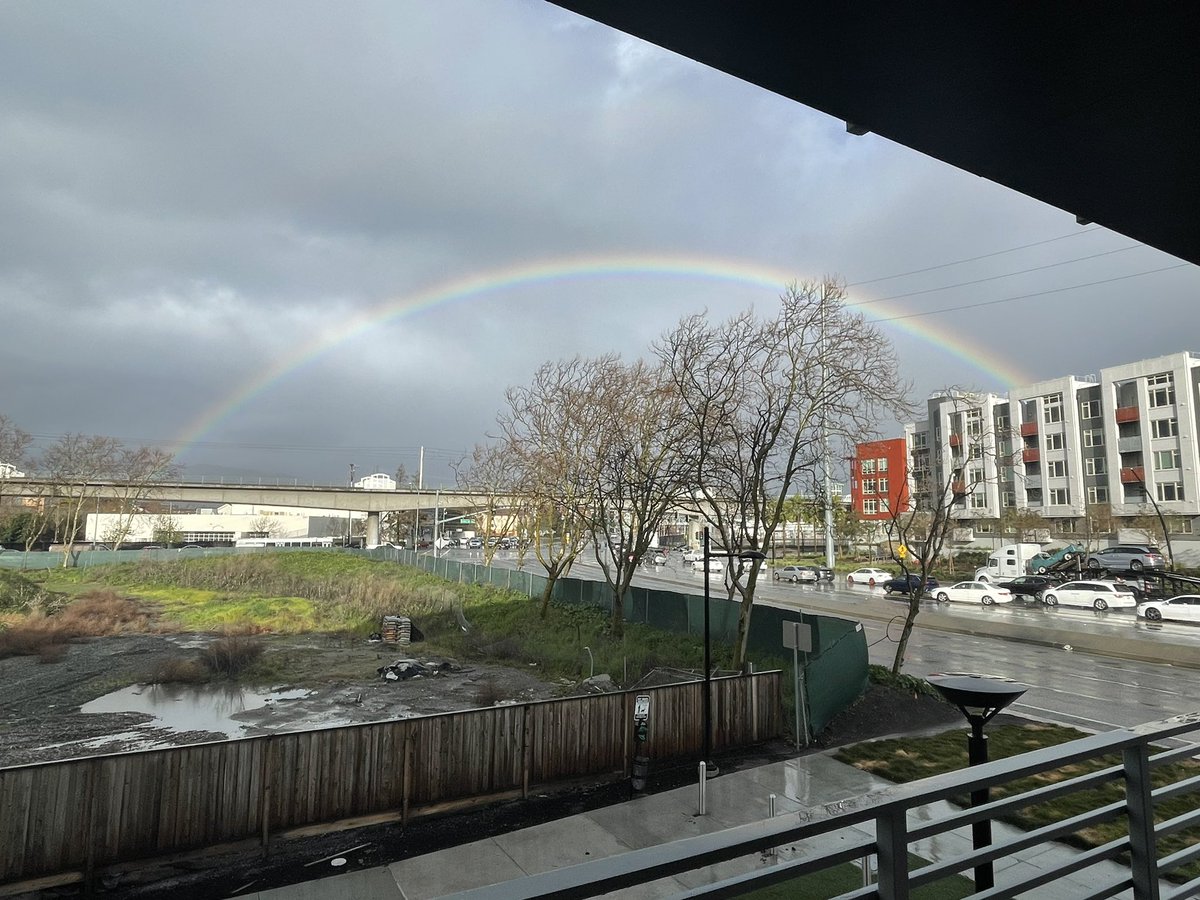 tdkarcher14's tweet photo. Balcony views on a Monday! EZ Clappa https://t.co/xbzXZ7Z2NK