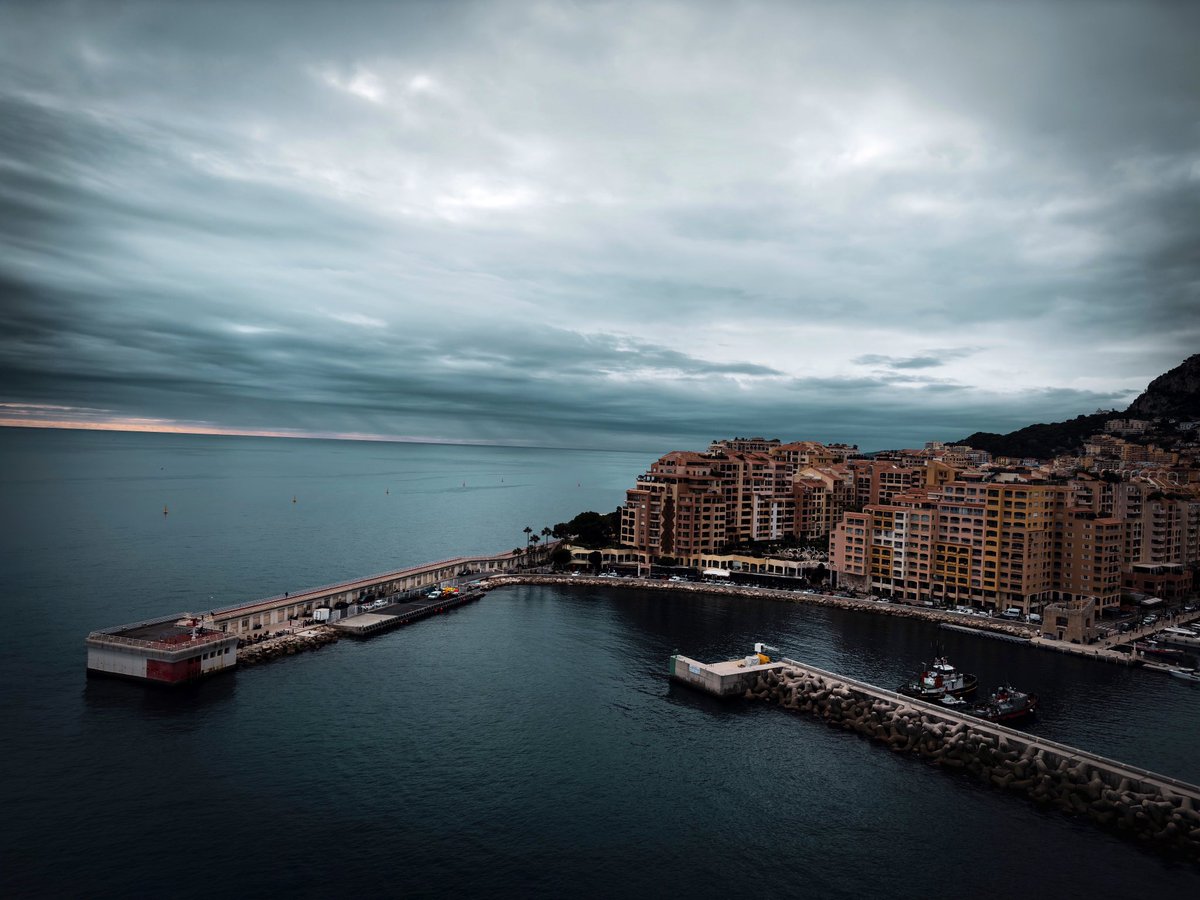 wisewasim's tweet photo. Hercule Port, Monte-Carlo
#montecarlo #Monaco #MondayMood #itap https://t.co/09O4wg9ZpA