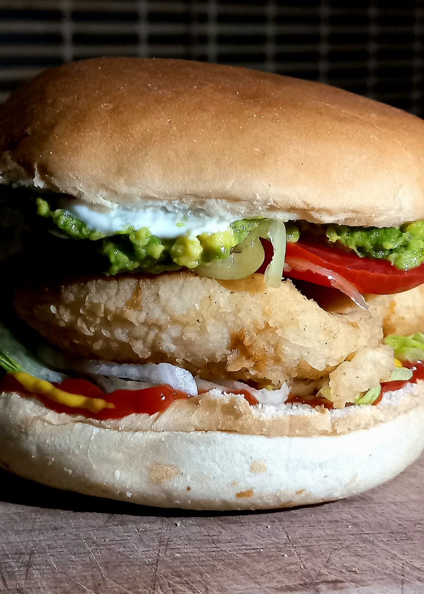 Andysang's tweet photo. Despidiendo un Maravilloso Verano, en el que no fui a niunlao...
Pero el Pollo Crispy me quedo de miedo!!
#pollocrispy #Sandwich #twitter #verano #findelverano #chicken #comida https://t.co/mvOnaa3RG9