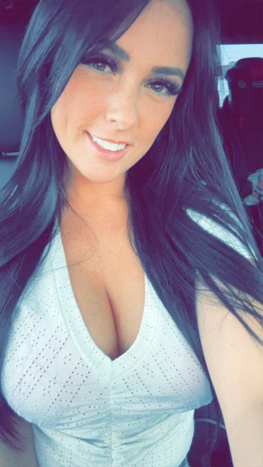 RT if you like the new hair color, it&rsquo;s actually pretty close to my natural hair color 😋 https://t.c
