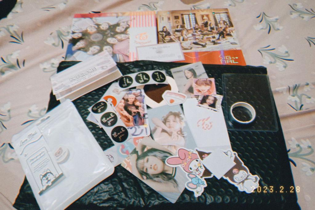 itsmsnobodybutm's tweet photo. Thank you so much @0890COLLECTS for the free claims and the freebies💕💕💕 #0890Proof https://t.co/Sf37bPXzGz