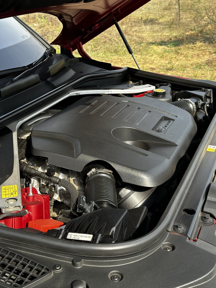 PatanCAR tweet media