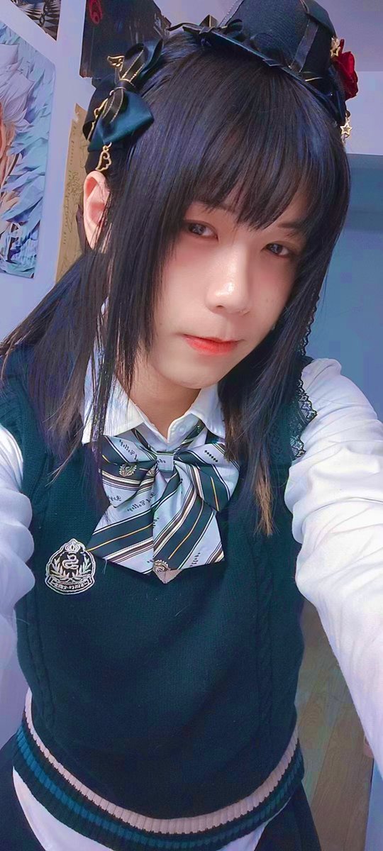 XEFLXF's tweet photo. 希望大家能好好活下去不要轻易放弃
#女装 #伪娘 #男娘 https://t.co/dEQ004podD