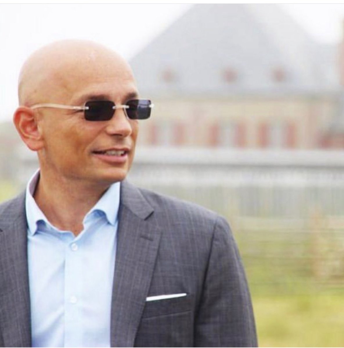 Anthony Melchiorri tweet media