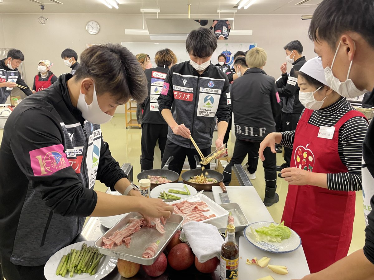Blancdieu_Hiro's tweet photo. 青森県主催「アスリート向けの果物食べようセミナー」 2回目 参加のご報告っふぇ！②
https://t.co/Djr7xDwrFK

#ブランデュー
#青森県 #青森りんご https://t.co/xG4b1ORbEa