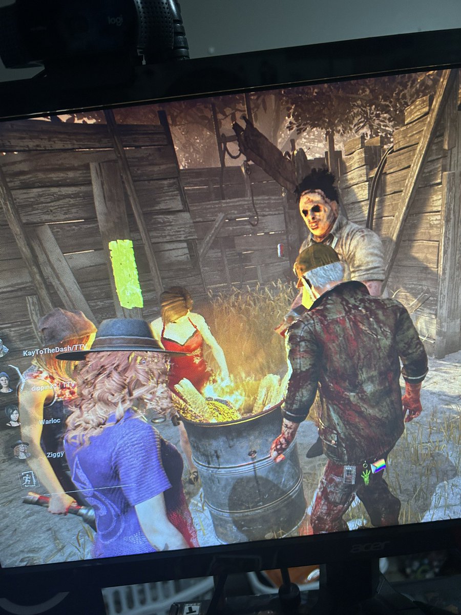 KayToTheDash's tweet photo. Hanging out with bubba by the fire on a Monday night. 🔥✨ https://t.co/aMosA5yNrK