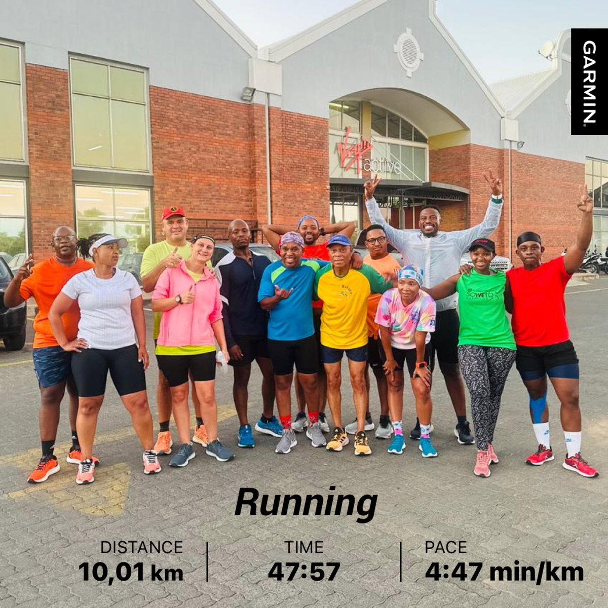 zamalekhula's tweet photo. This Weekend We Have #SurrenderHill & Next Weekend Is #Kosmos3in1 After That All Roads Leads To @2OceansMarathon Then @ComradesRace As Part Of Preparations For #icon & #washie2023 #ZamaLeBus #RunningWithTumiSole #IPaintedMyRun #90dayswithoutsugar #FetchYourBody2023 #running #run https://t.co/HEH6qXBjVY