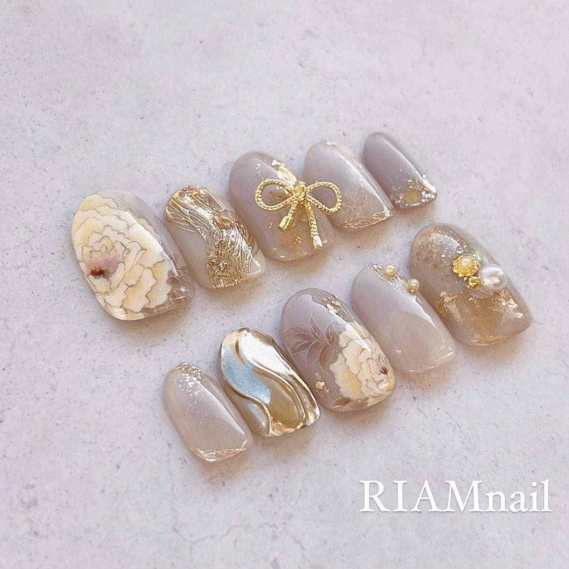 Riiiamnail's tweet photo. くすみカラーの和柄ネイル見てください♡

 #ニュアンスネイル
 #成人式ネイル
 #振袖ネイル
 #卒業式ネイル
 #袴ネイル
 #和柄ネイル
 #くすみカラー https://t.co/obgkUP5FWH