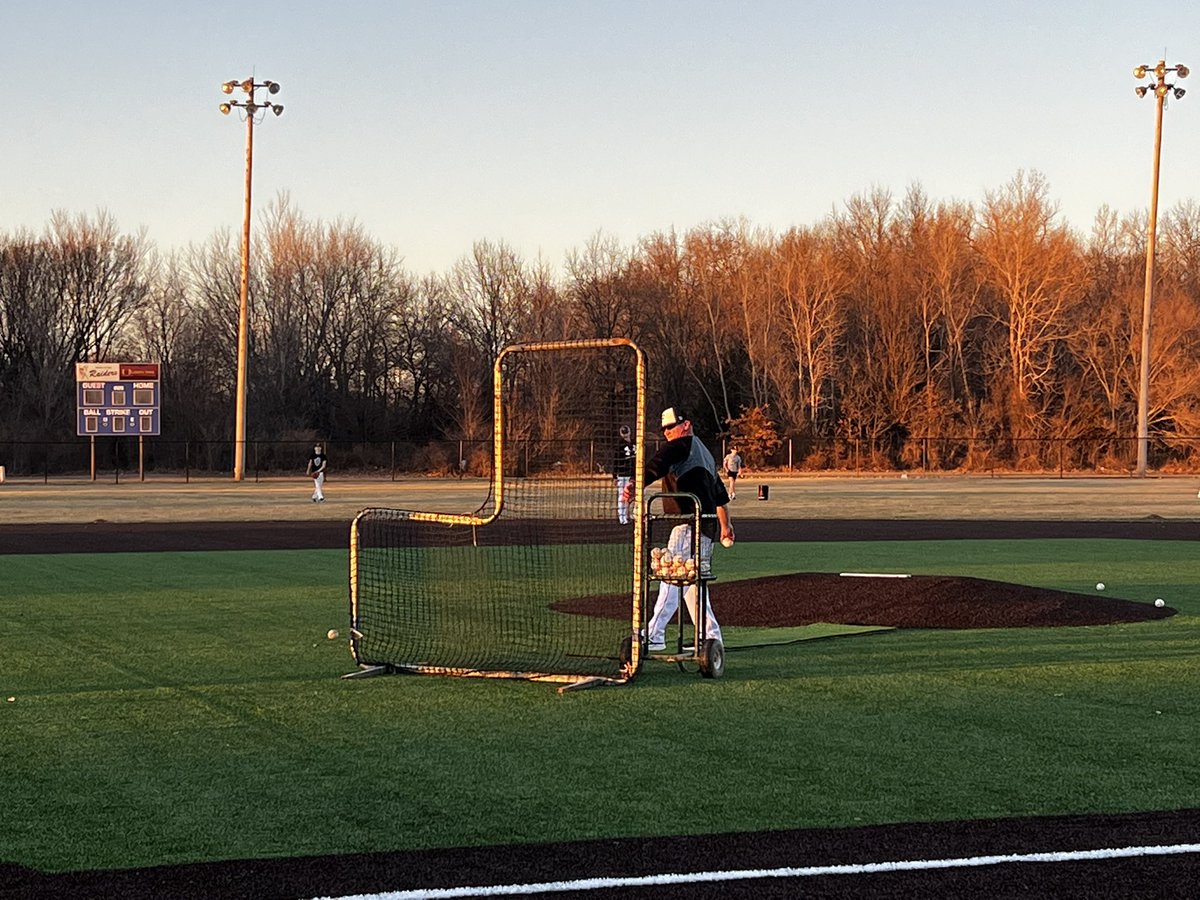 FHSBASEBALL tweet media