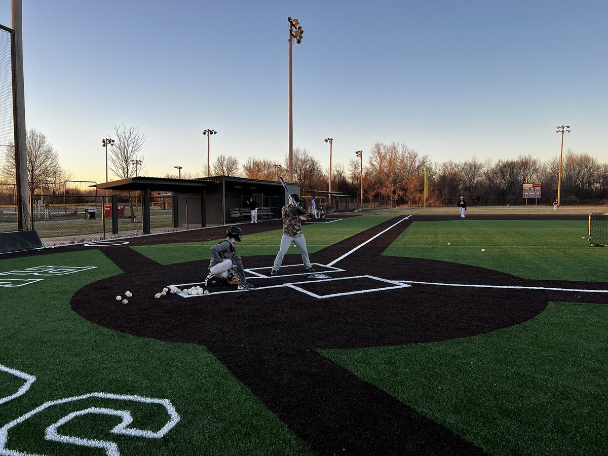 FHSBASEBALL tweet media