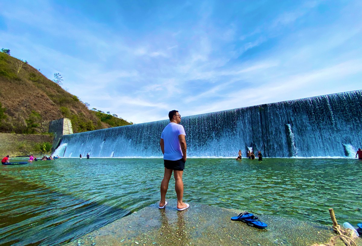 mangk3y's tweet photo. Physically on the winter side of the earth but mentally on the summer side of it 😩 https://t.co/VGx1V9dOOu