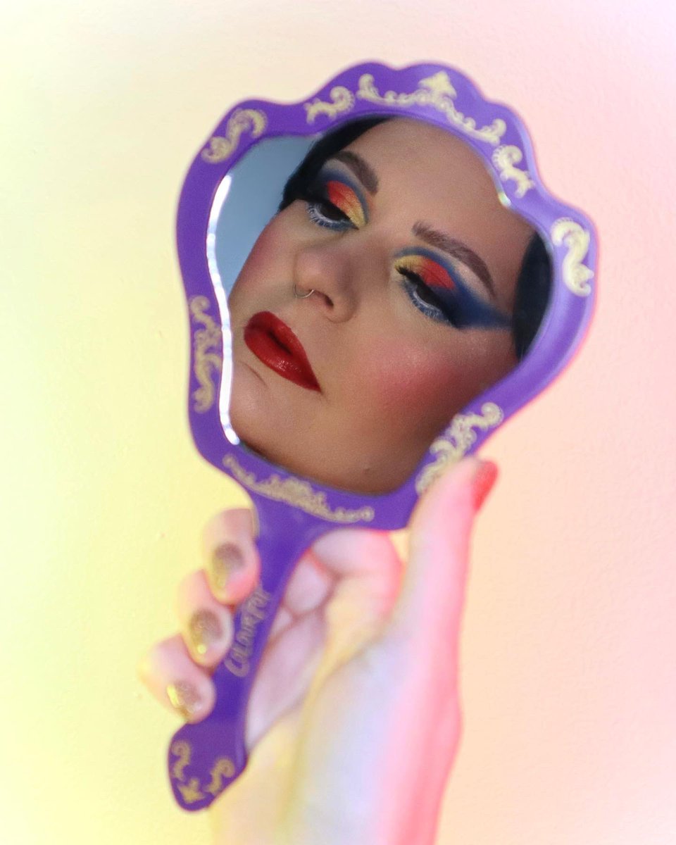 🍎JUST A BITE🍎 <a href="/ColourPopCo/">ColourPop Cosmetics</a> 
Snow White collection! 
#SnowWhite #disney #colourpop