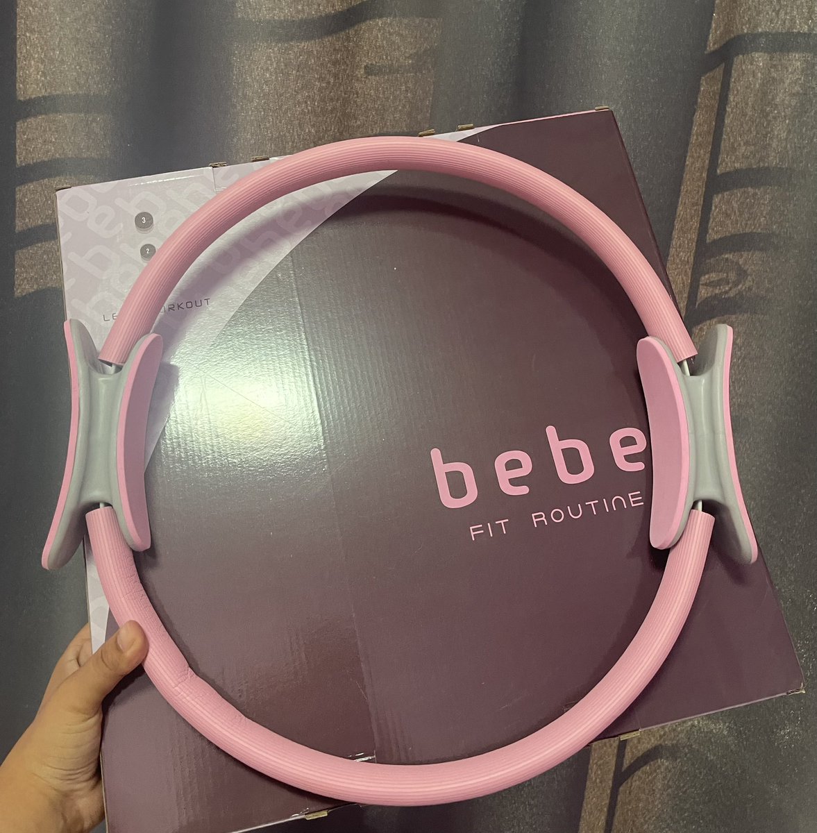 sssosie's tweet photo. ส่งต่อ Pilates Ring ห่วงพิลาทิสของเบเบ้ bebe fit routine 📌600.- รวมส่ง
#ส่งต่อ #พิลาทิส #ห่วงพิลาทิส #ส่งต่อเบเบ้ #pilatesring #ส่งต่ออุปกรณ์ออกกำลังกาย #ออกกําลังกาย #เบเบ้ #ห่วงโยคะ #อุปกรณ์ออกกำลังกาย #pilates https://t.co/iU7gitnFEb