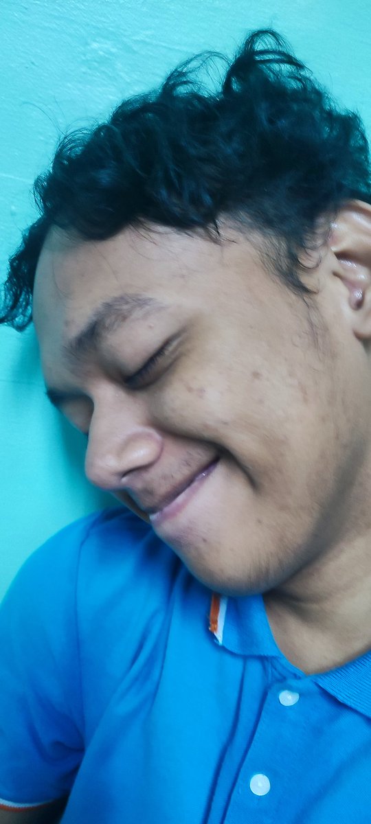 YAGDPDB's tweet photo. @kutukobra Setelah mengenal anda selama 8 tahun terakhir, saya bisa mengatakan bahwa anda adalah salah satu orang terpintar dan terunik yang pernah saya temui. Tetap semangat Nadzhif dan jangan pernah menyerah https://t.co/0d3ojvJGoQ