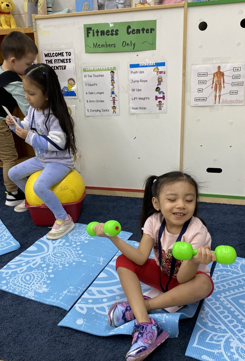 adcs99's tweet photo. The fitness center has been very busy during our exercise investigation!  Stop by for a workout with one of our fantastic Pre-k trainers! #BurbankECPreK #Burbank111 https://t.co/xOZ5zfgtCf