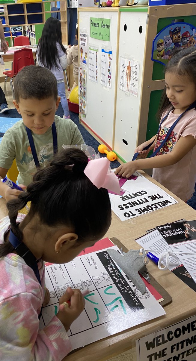 adcs99's tweet photo. The fitness center has been very busy during our exercise investigation!  Stop by for a workout with one of our fantastic Pre-k trainers! #BurbankECPreK #Burbank111 https://t.co/xOZ5zfgtCf
