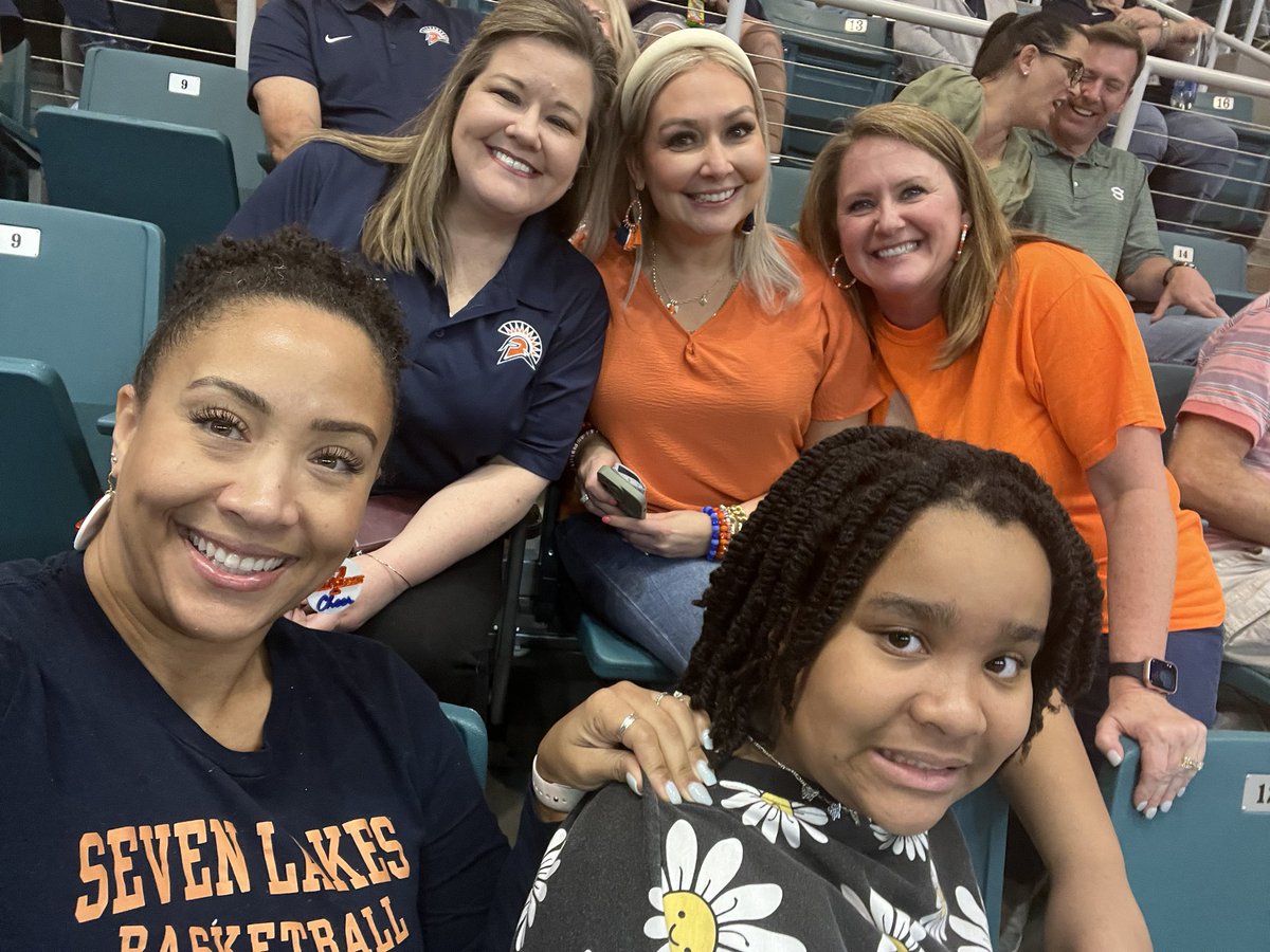 Let’s go Lakes!  <a href="/kfinnesand/">Kerri Finnesand</a> <a href="/SpiritofSLHS/">Spirit of SLHS</a> <a href="/7LSpartanHoops/">Seven Lakes Basketball</a>