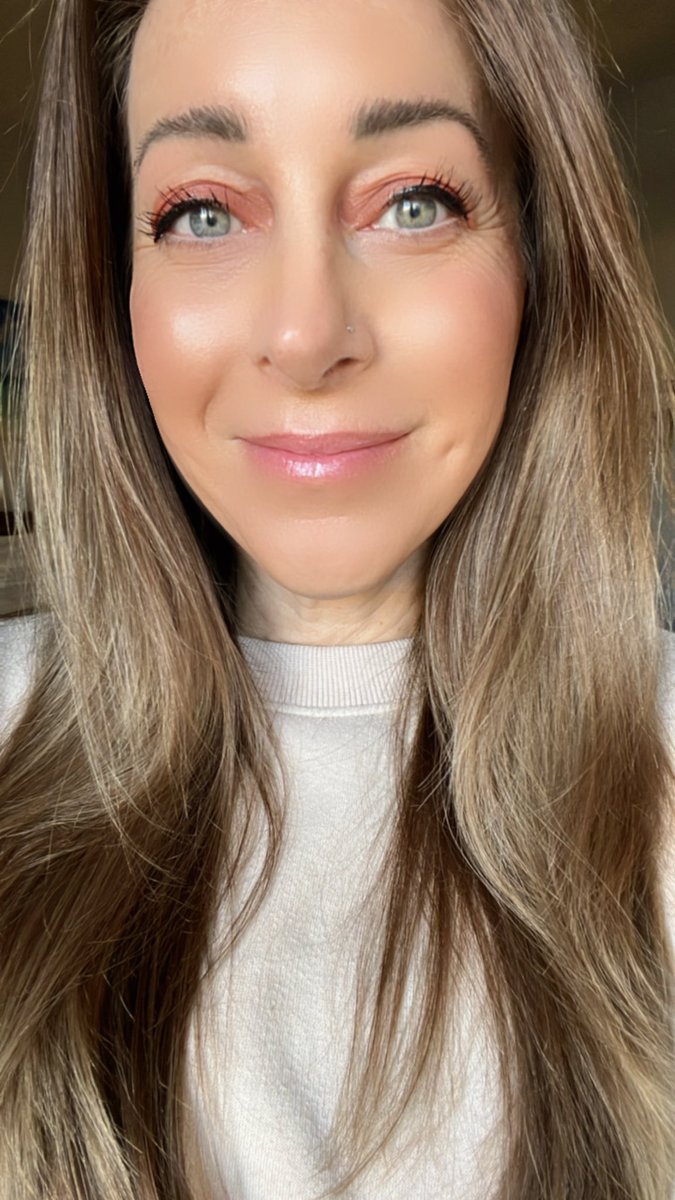 I’m 46 with fine lines and wrinkles and was introduced to Perricone MD High Potency Face Finishing &amp; Firming Toner. I noticed that my face was more radiant, revitalized, and more refined. In addition, the pores on my nose were reduced too! <a href="/PerriconeMD/">Perricone MD</a> #poreferctwithperricone